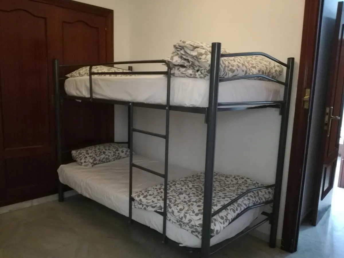 فندق مالقةفي  Plaza Merced 5 0*, مالقة